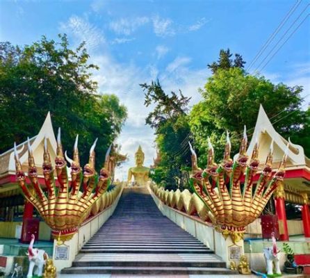 วัดพระใหญ่ซาห์หา - สถานที่ศักดิ์สิทธิ์ริมฝั่งแม่น้ำและจุดชมวิวที่ตระการตา!